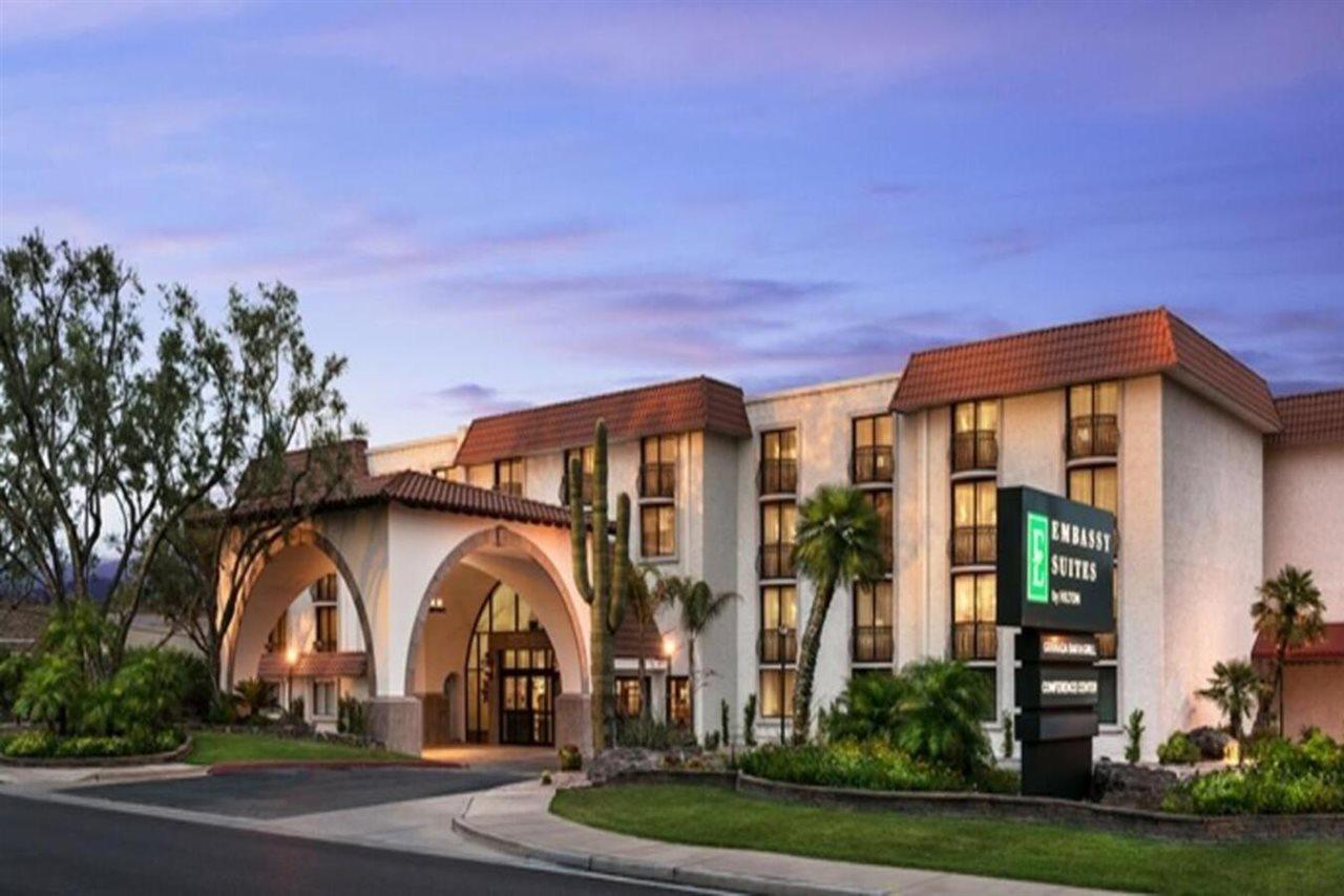 Embassy Suites By Hilton Scottsdale Resort Екстериор снимка