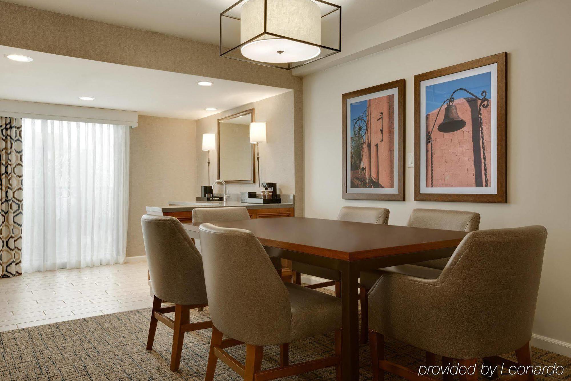 Embassy Suites By Hilton Scottsdale Resort Екстериор снимка
