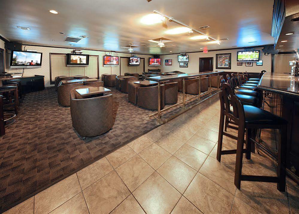 Embassy Suites By Hilton Scottsdale Resort Екстериор снимка
