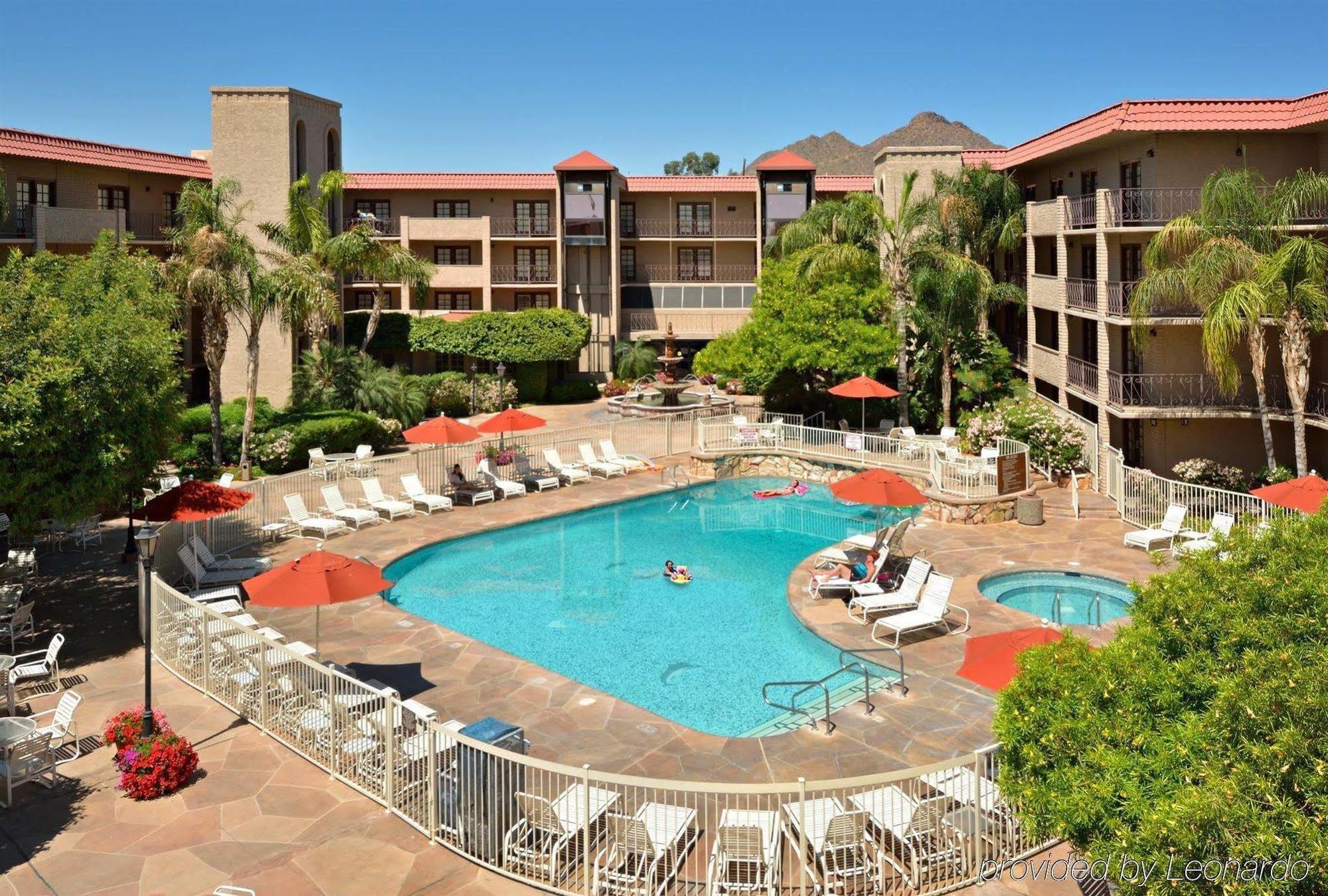 Embassy Suites By Hilton Scottsdale Resort Екстериор снимка